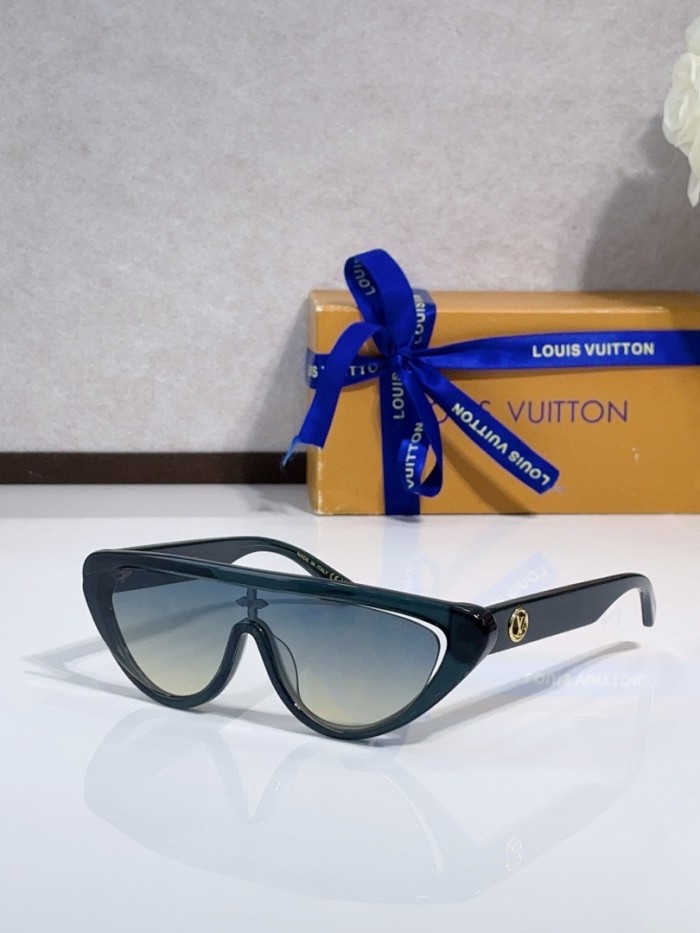 LV Sunglasses AAAA-7041