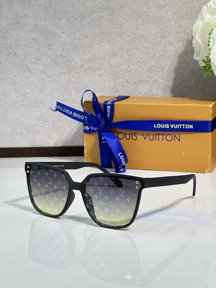 LV Sunglasses AAAA-7392