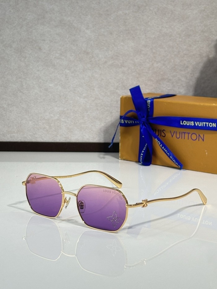 LV Sunglasses AAAA-7107