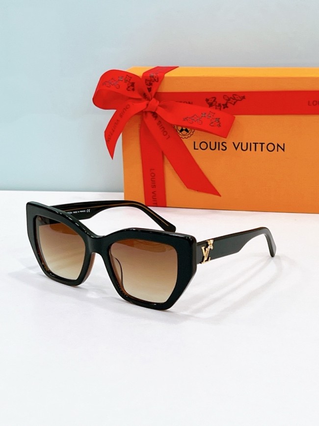 LV Sunglasses AAAA-7516