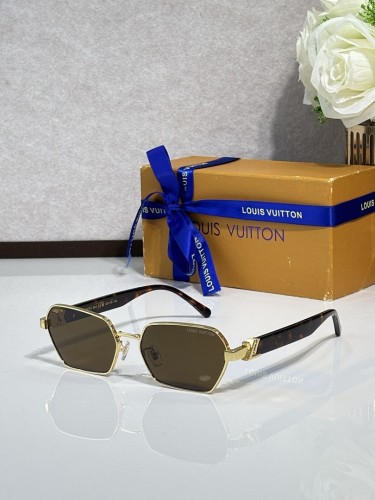 LV Sunglasses AAAA-7334