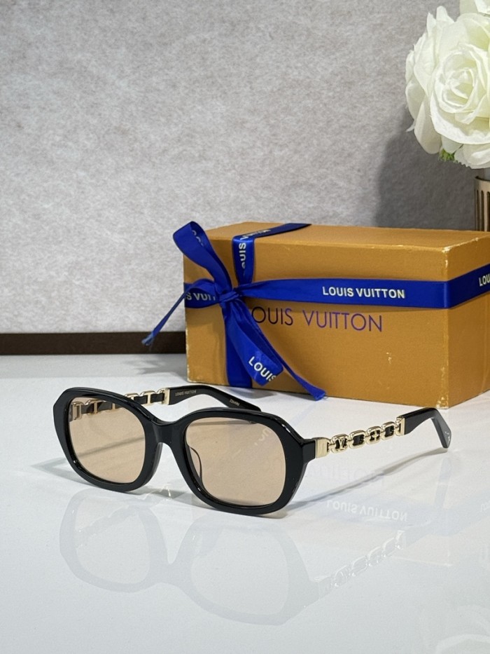 LV Sunglasses AAAA-7522