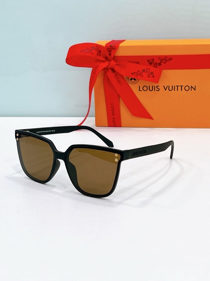LV Sunglasses AAAA-7156