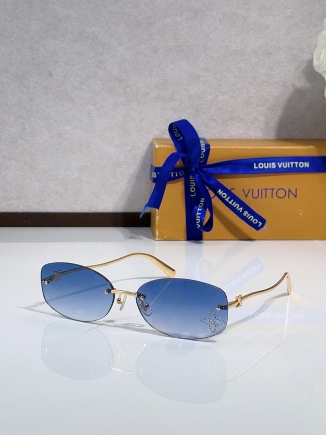 LV Sunglasses AAAA-7022