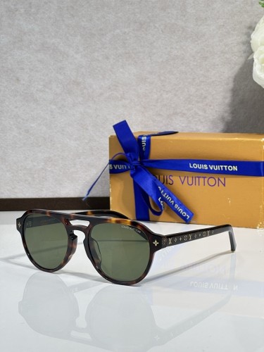 LV Sunglasses AAAA-7322