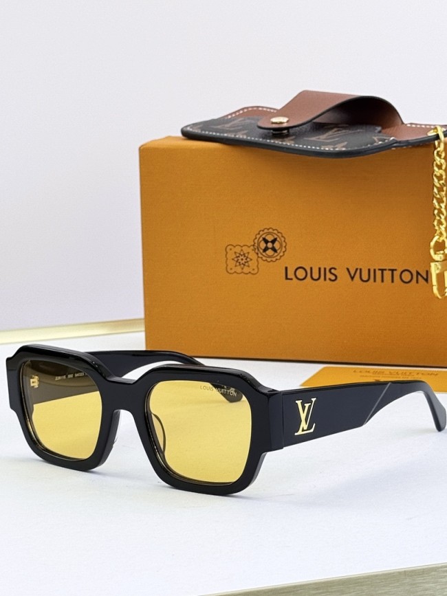 LV Sunglasses AAAA-7427