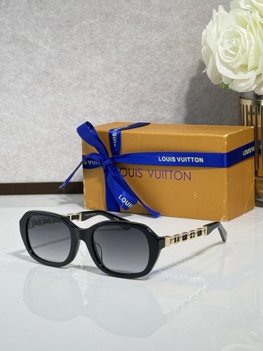 LV Sunglasses AAAA-7523