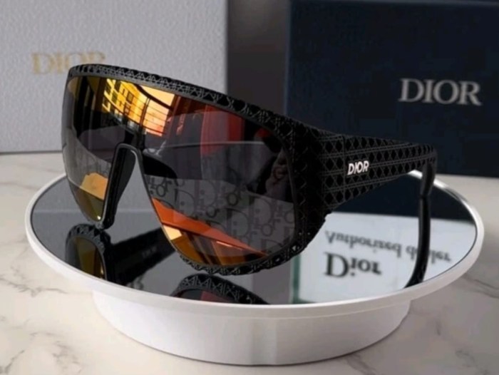Dior Sunglasses AAAA-4698