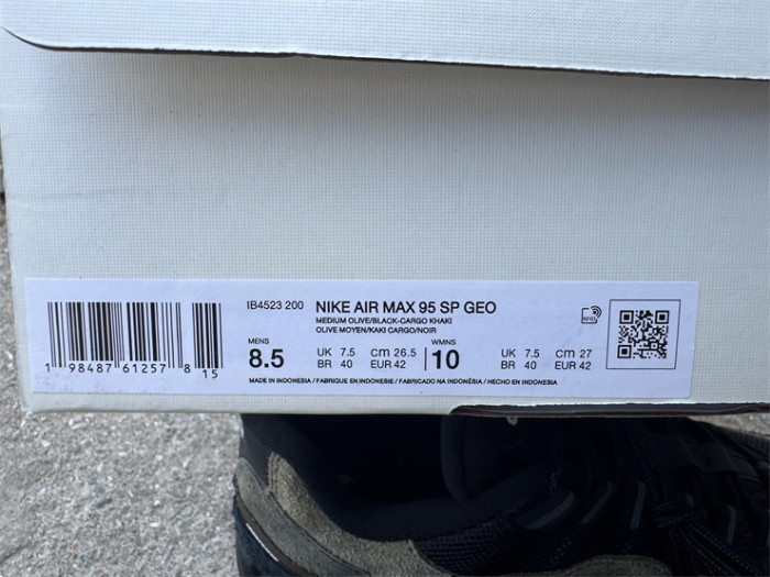 Authentic Nike Air Max 95 SP Undefeated Geo La Brea Medium Olive