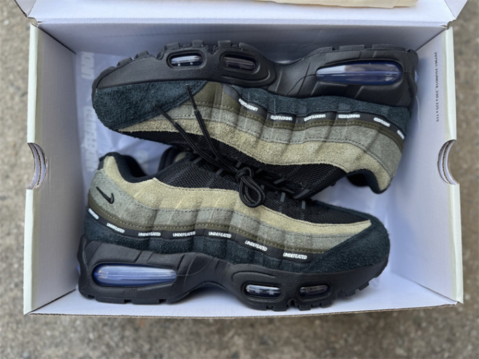 Authentic Nike Air Max 95 SP Undefeated Geo La Brea Medium Olive