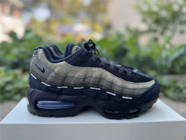 Authentic Nike Air Max 95 SP Undefeated Geo La Brea Medium Olive