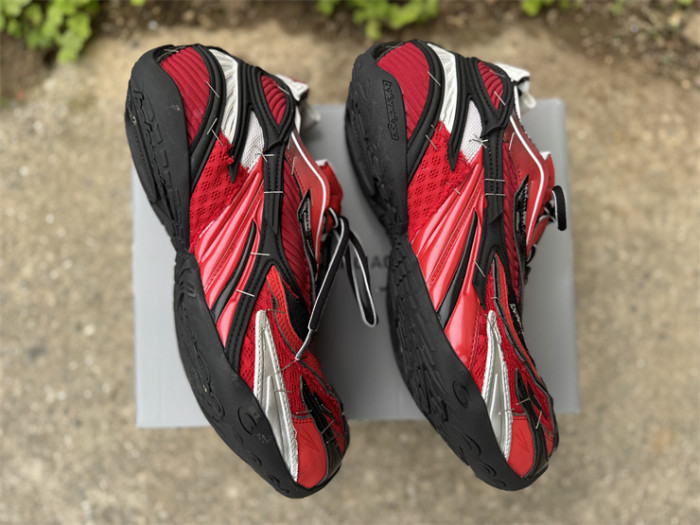 B 17FW Tripe-S High End Sneaker-691