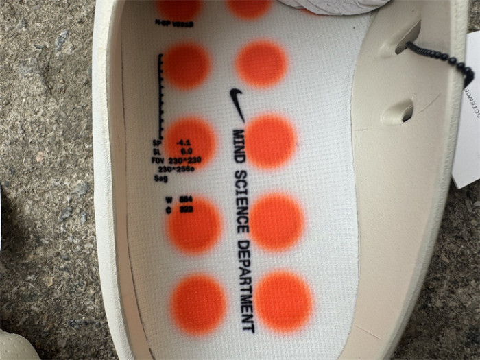 Nike Mind 001 Slide Light Bone (fit small)