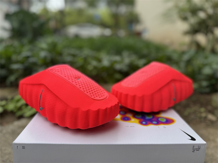 Nike Mind 001 Slide Solar Red (fit small)