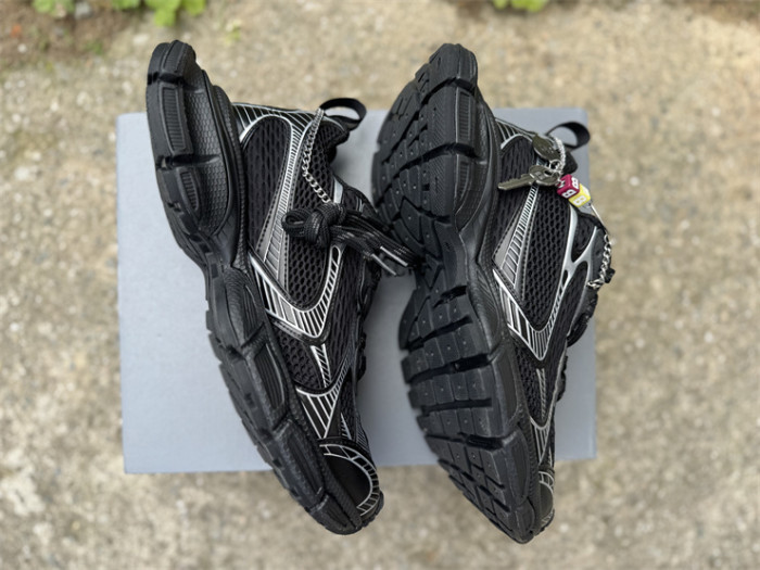 B 17FW Tripe-S High End Sneaker-692