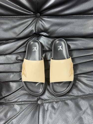 LV women Sandals 1：1 Quality-1092