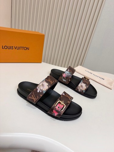LV women Sandals 1：1 Quality-1113