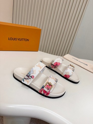 LV women Sandals 1：1 Quality-1112