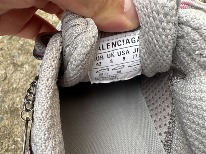 B 17FW Tripe-S High End Sneaker-695