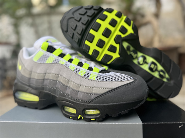 Authentic Nike Air Max 95 OG Big Bubble Neon (2025/2026)