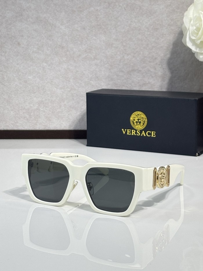 Versace Sunglasses AAAA-4376