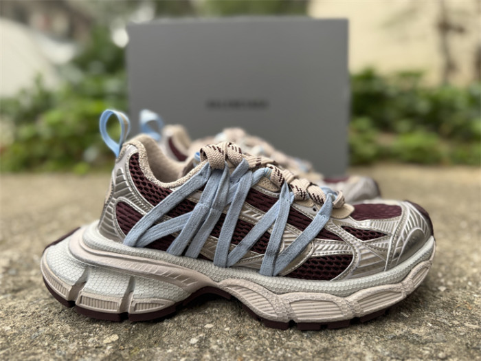 B 17FW Tripe-S High End Sneaker-697