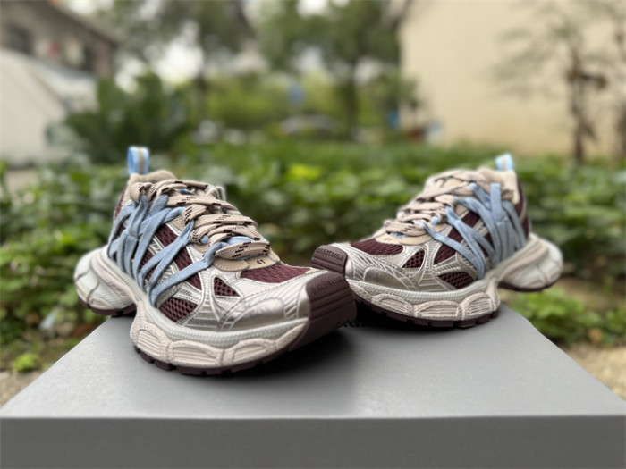 B 17FW Tripe-S High End Sneaker-697