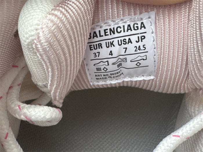 B 17FW Tripe-S High End Sneaker-701