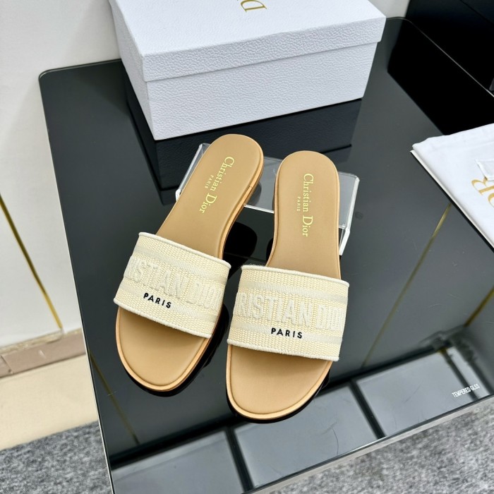 Dior women slippers 1：1 quality-437
