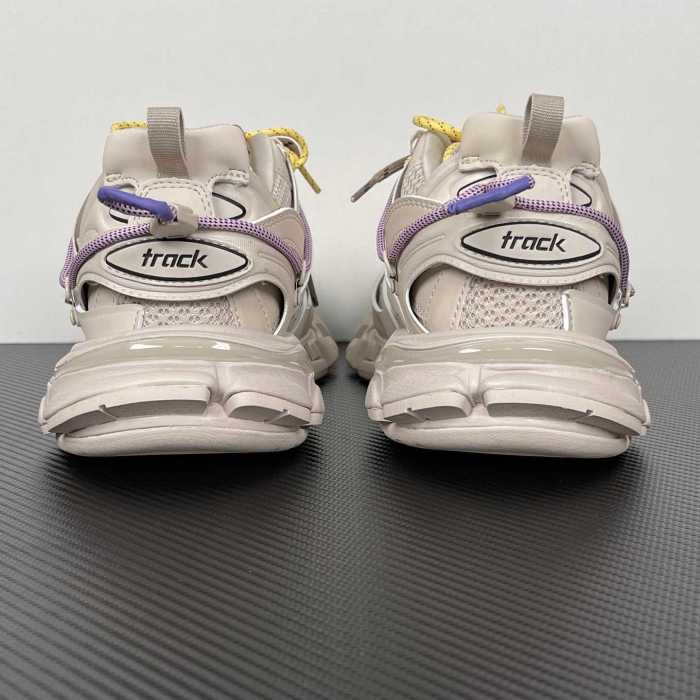 B 17FW Tripe-S High End Sneaker-702