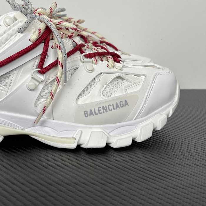 B 17FW Tripe-S High End Sneaker-703