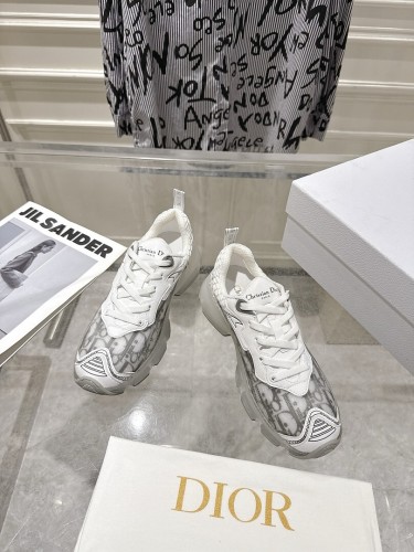 Dior Women Shoes 1：1 quality-738