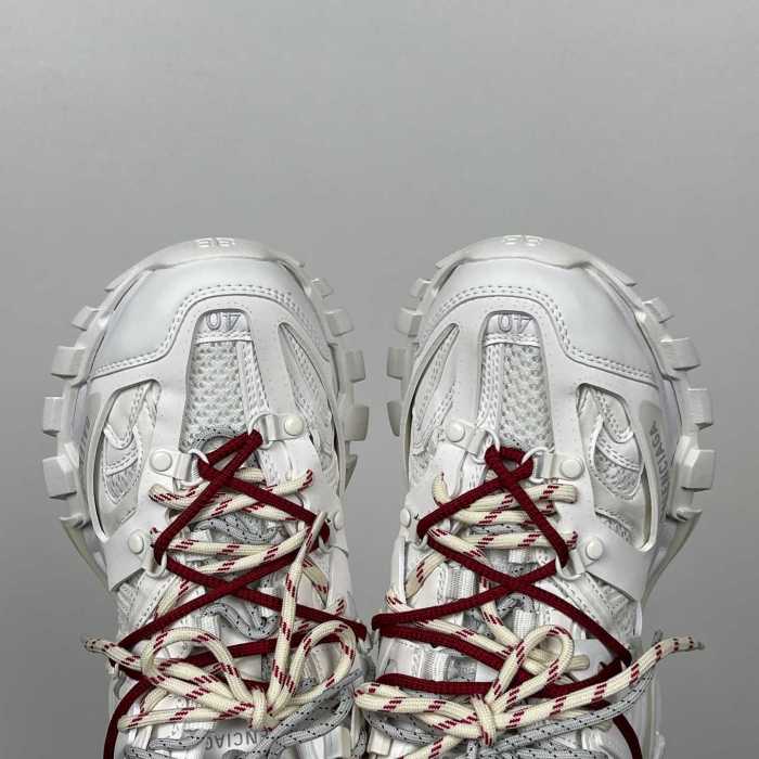 B 17FW Tripe-S High End Sneaker-703