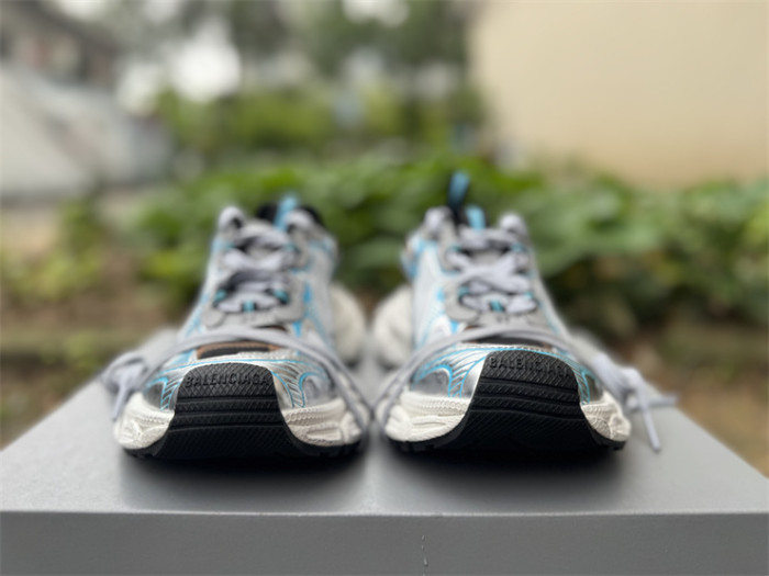 B 17FW Tripe-S High End Sneaker-704