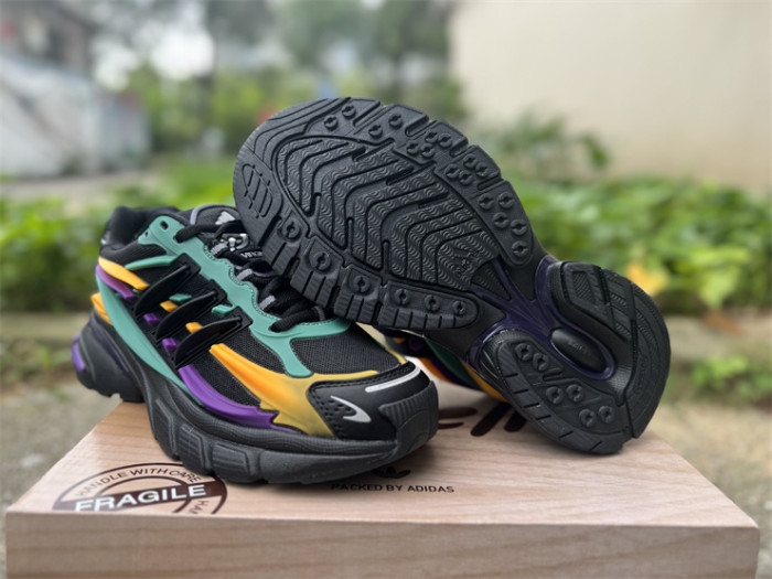 Pharrell Willams x AD Jellyfish-019