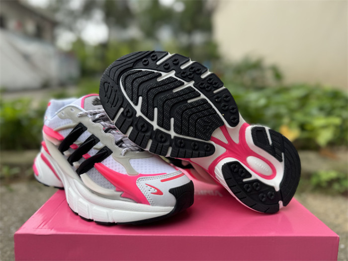 Pharrell Willams x AD Jellyfish Pink