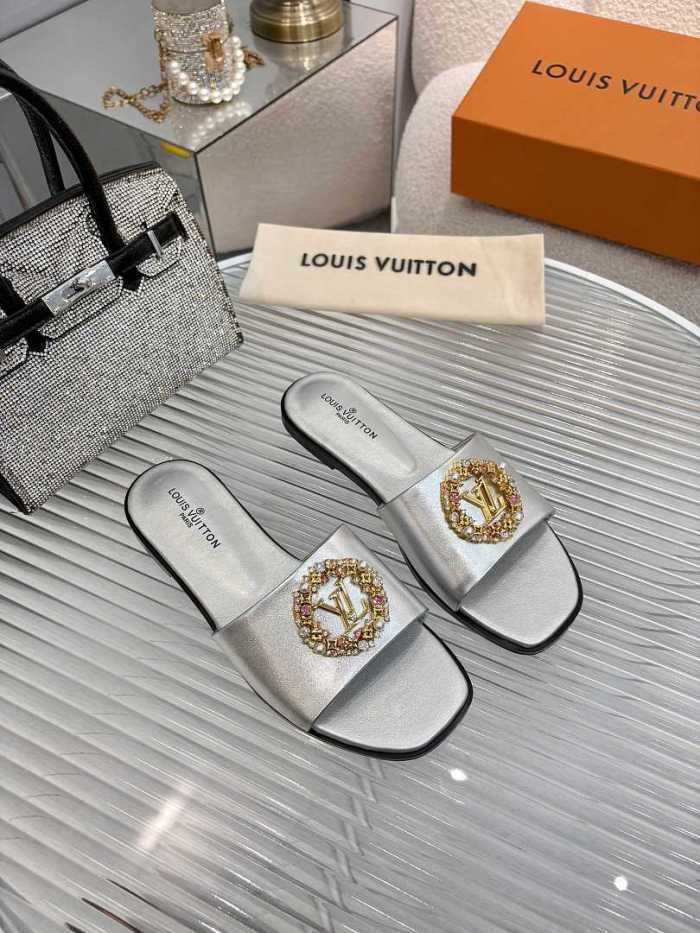 LV women Sandals 1：1 Quality-1155