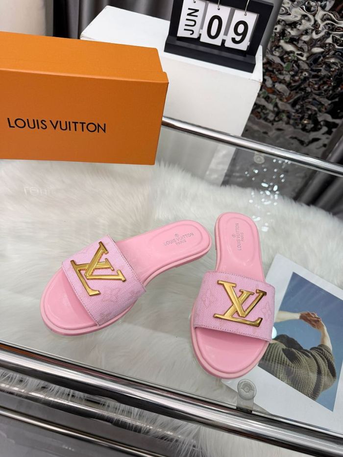LV women Sandals 1：1 Quality-1161