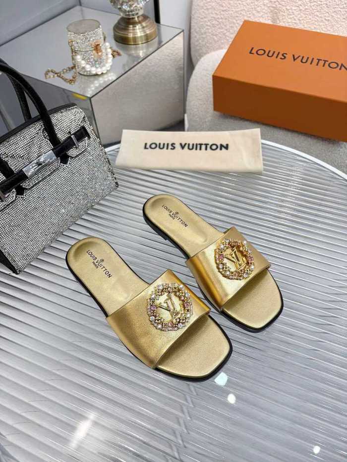 LV women Sandals 1：1 Quality-1154
