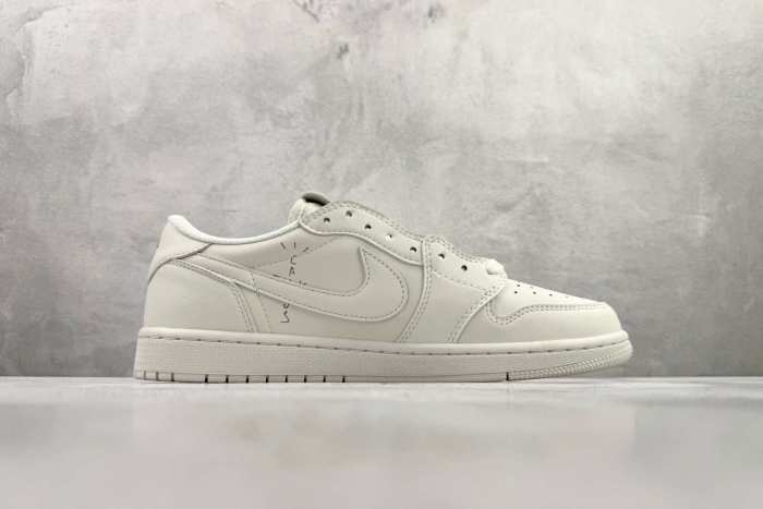 Authentic Jordan 1 Retro Low OG SP  Travis Scott Michael Rubin White Party (Friends and Family)  GS