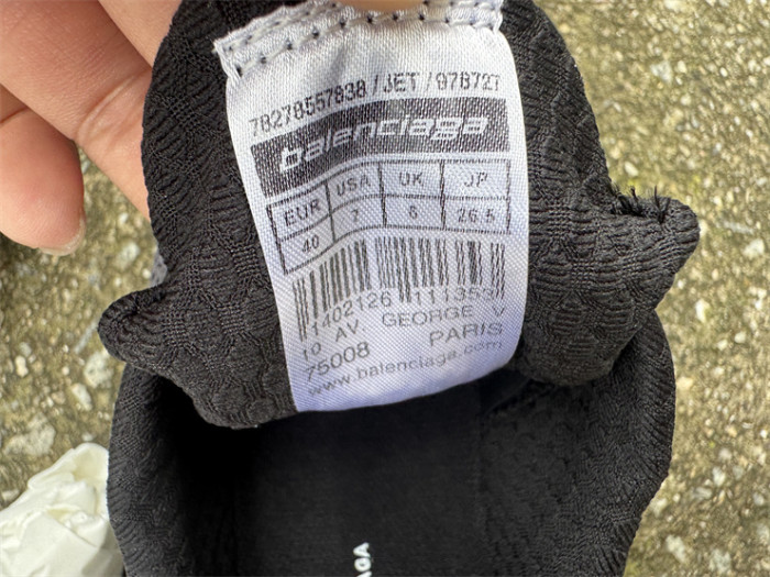 B 17FW Tripe-S High End Sneaker-715