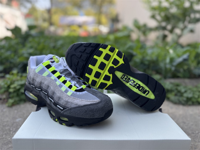 Authentic Nike Air Max 95 SP Undefeated Geo NYC Neon