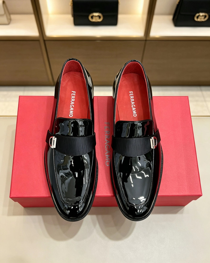 Super Max Ferragamo Shoes-091