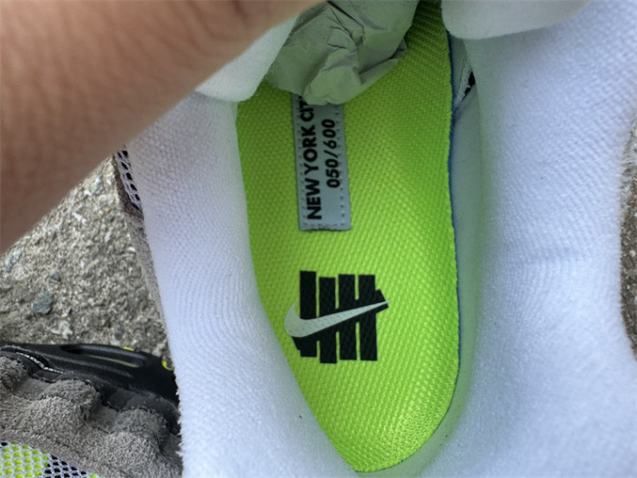 Authentic Nike Air Max 95 SP Undefeated Geo NYC Neon