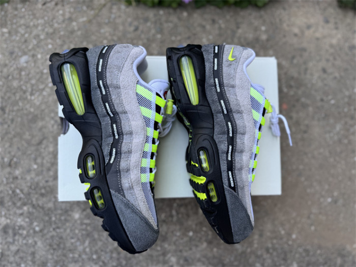 Authentic Nike Air Max 95 SP Undefeated Geo NYC Neon