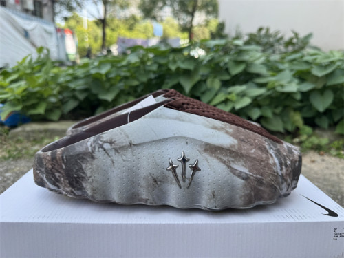 Nike Mind 001 Brown