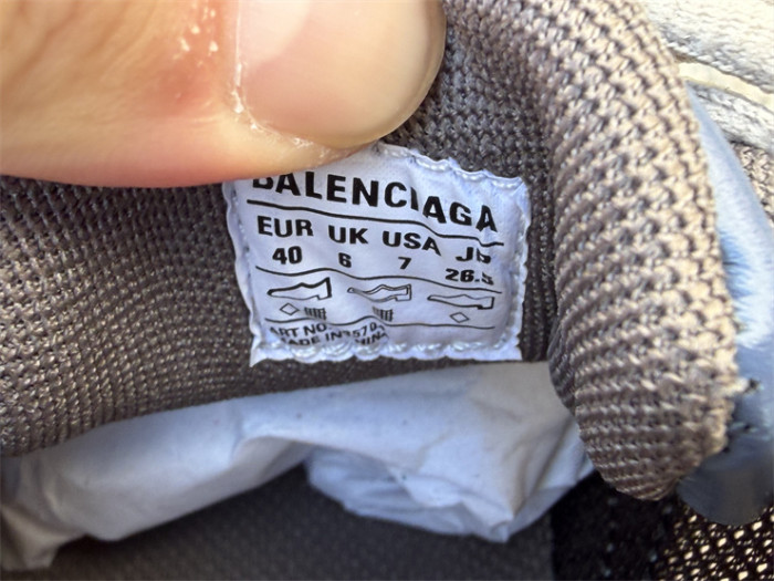 B 17FW Tripe-S High End Sneaker-717