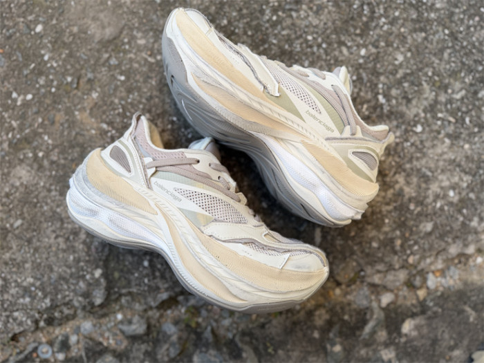 B 17FW Tripe-S High End Sneaker-719
