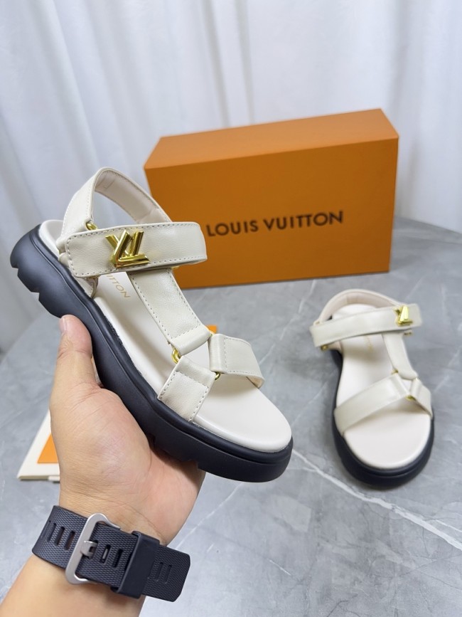 LV women Sandals 1：1 Quality-1179