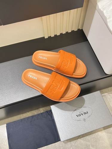 Prada men slippers AAA-056